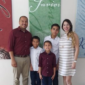 Meet your Posher, Raymond